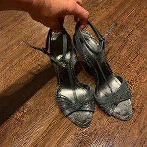 Leather and metallic stiletto